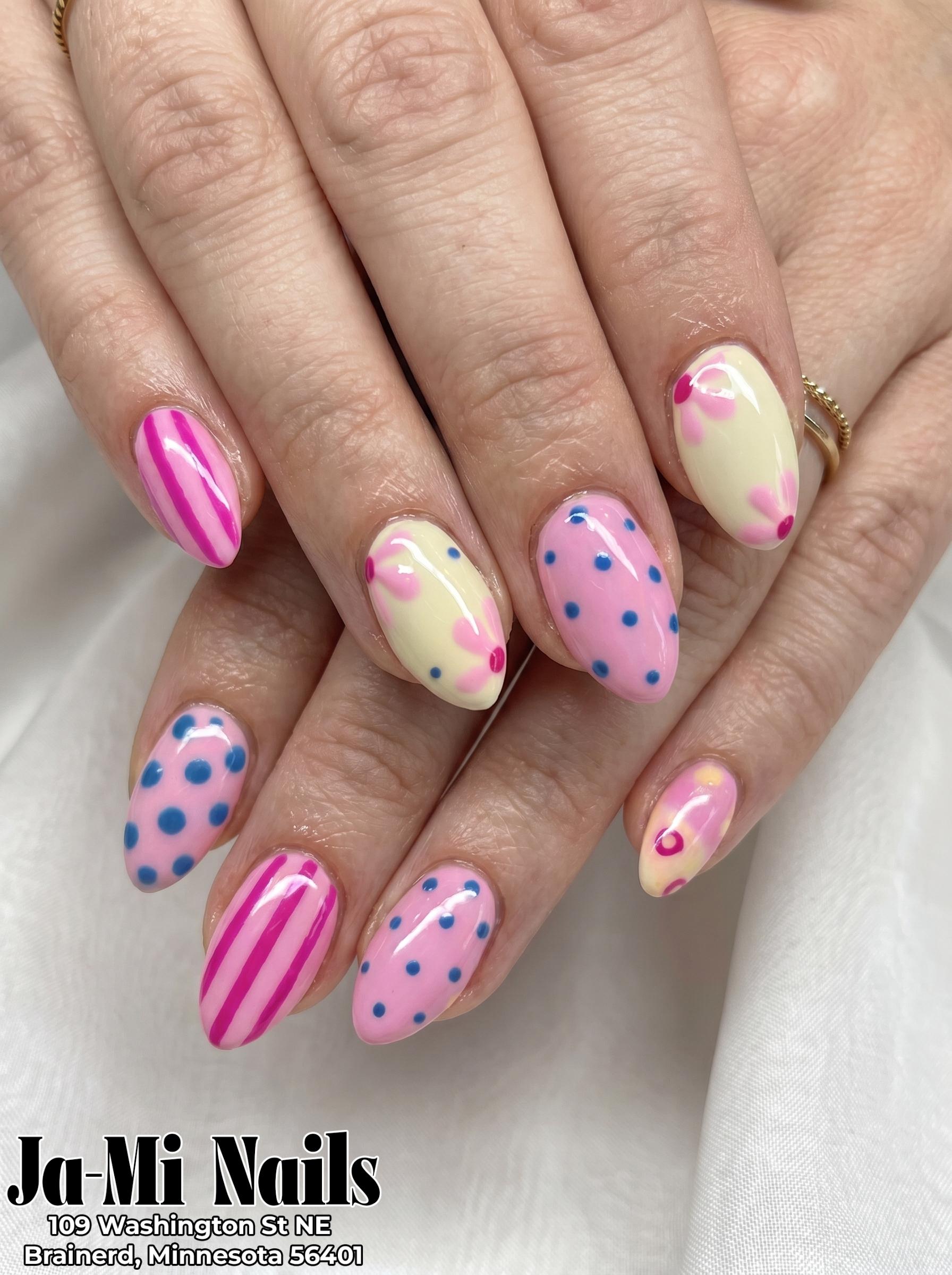July Nail Trends 2026